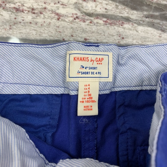 Khaki shorts - Picture 3 of 3